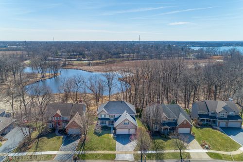 207 Lions Ct, Lake Zurich, IL, 60047-7013 | Card Image