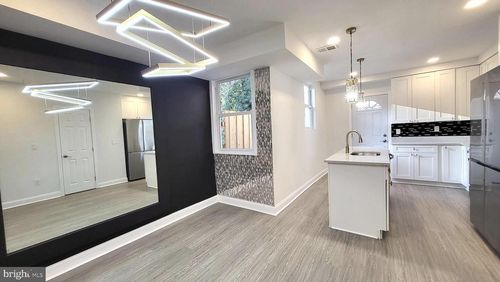 3916 Woodhaven Ave, BALTIMORE, MD, 21216-1522 | Card Image