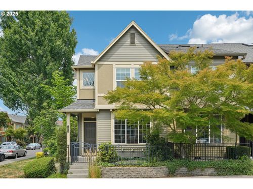 17099 Sw Pleasanton Ln, Beaverton, OR, 97003-4239 | Card Image