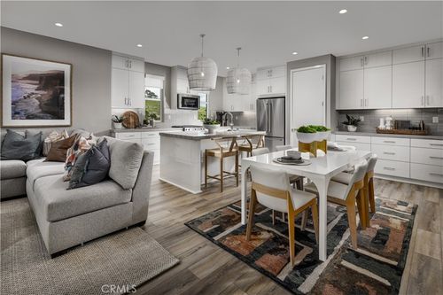 2748 Everly Dr, San Diego, CA, 92108-2664 | Card Image