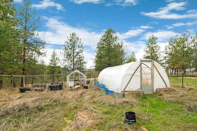 Large garden with hoop house | Image 44
