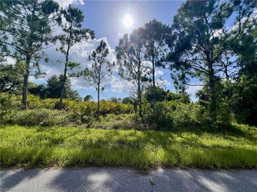 2333 Kuehler St, PORT CHARLOTTE, FL, 33953 | Card Image