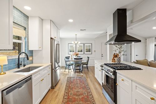 11912 Oakbrook Dr, Austin, TX, 78753-2124 | Card Image