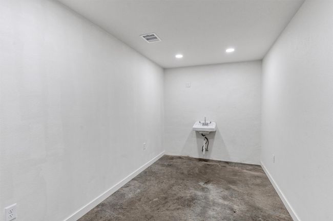 1555 Woodmere Trl, Home with 0 bedrooms, 0 bathrooms and null parking in Granbury TX | Image 23