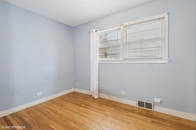 FIRST FLOOR | Image 8
