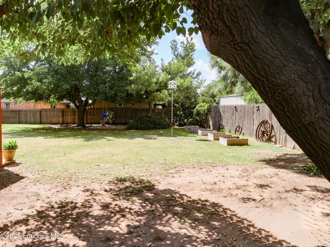 2512 Holliday St, House other with 3 bedrooms, 2 bathrooms and null parking in Plainview TX | Image 45