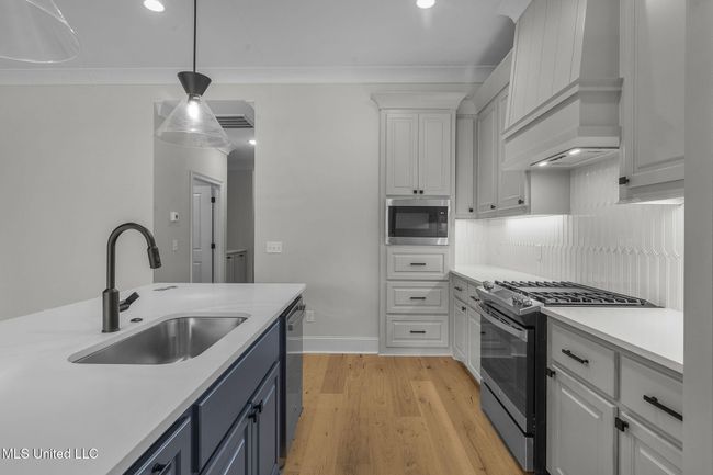 19-web-or-mls-202 Lizzy-21 | Image 17