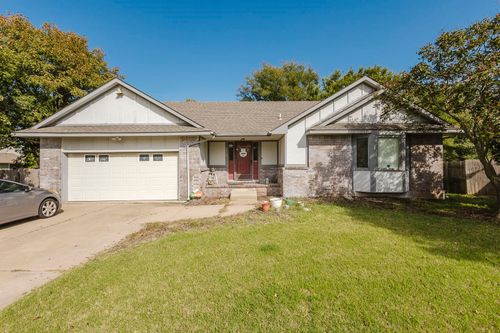 8969 E Blake, Wichita, KS, 67207 | Card Image