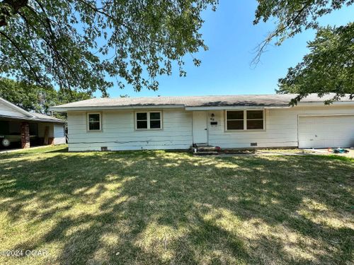 511 Sunset Circle, Columbus, KS, 66725 | Card Image