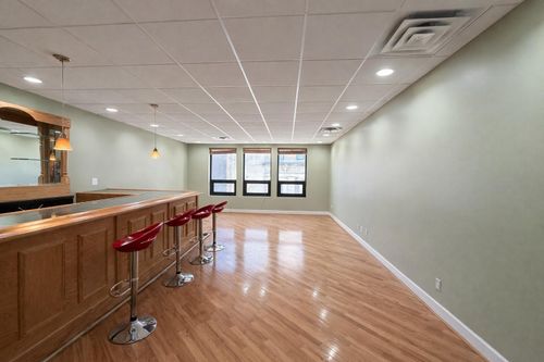 3-35 N Saginaw St, Pontiac, MI, 48342-2153 | Card Image