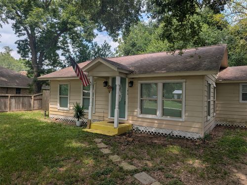1910 Reese St, Liberty, TX, 77575-3220 | Card Image
