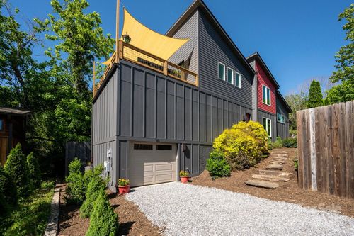 77 5th Ave, Asheville, NC, 28806-4102 | Card Image