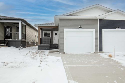 116 Gray Close, Sylvan Lake, AB, T4S0W4 | Card Image