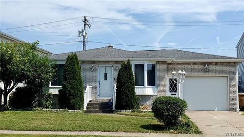 120 Nantucket Dr E, Cheektowaga, NY, 14225-4843 | Card Image