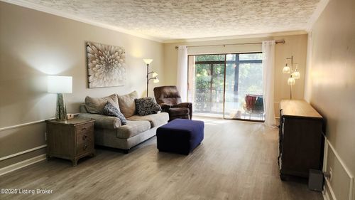 218-1600 Gardiner Ln, Louisville, KY, 40205-2763 | Card Image