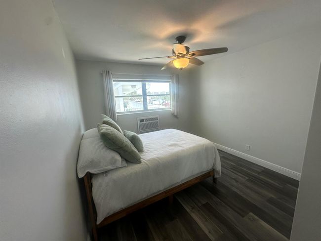 7 - 143 Yacht Club Drive Drive, Condo with 2 bedrooms, 1 bathrooms and null parking in North Palm Beach FL | Image 8