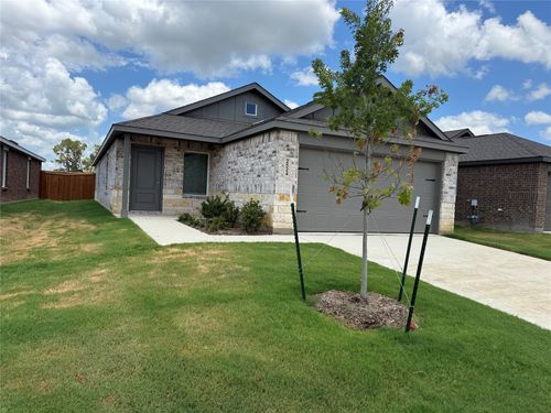 2524 Guineas Lane, Aubrey, TX, 76227 | Card Image