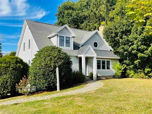 236 Long Sands Rd, York, ME, 03909-1221 | Card Image