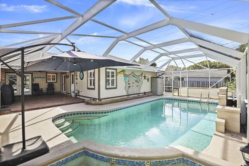 1736 21st St Sw, Vero Beach, FL, 32962-6847 | Card Image