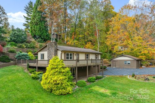 100 Beech Valley Est, Weaverville, NC, 28787-9127 | Card Image