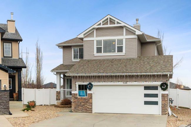 133 Everwoods Court Sw, Home with 4 bedrooms, 3 bathrooms and 4 parking in Calgary AB | Image 6