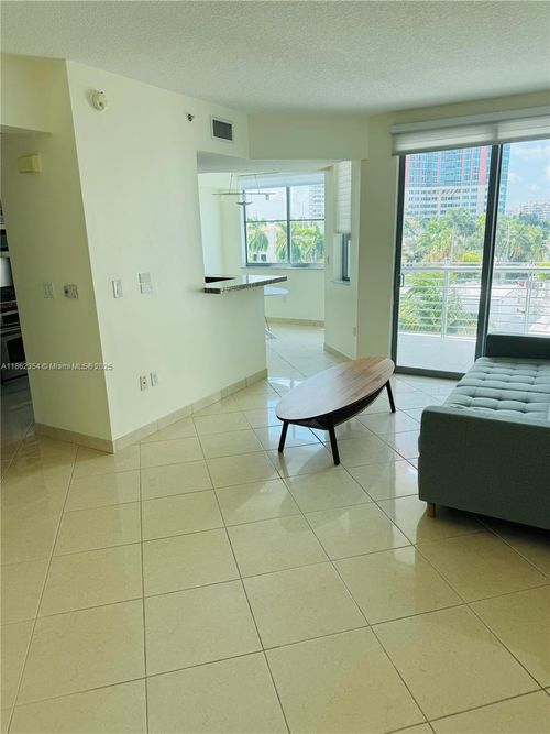 apt-1513-110 Washington Ave, Miami Beach, FL, 33139-7225 | Card Image