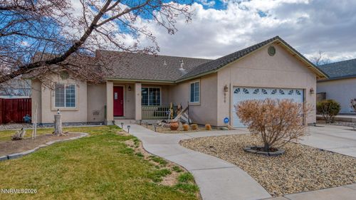 906 Julia Ln, Fernley, NV, 89408-5602 | Card Image