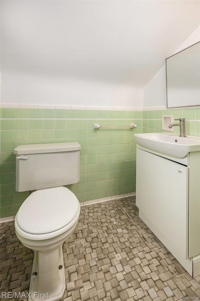 016_p1022776-_356.jpg | Image 14