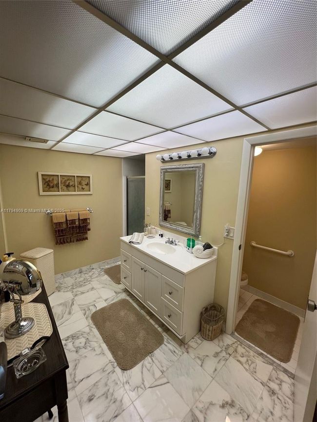 APT-12K - 1500 S Ocean Dr, Condo with 2 bedrooms, 2 bathrooms and null parking in Hollywood FL | Image 16