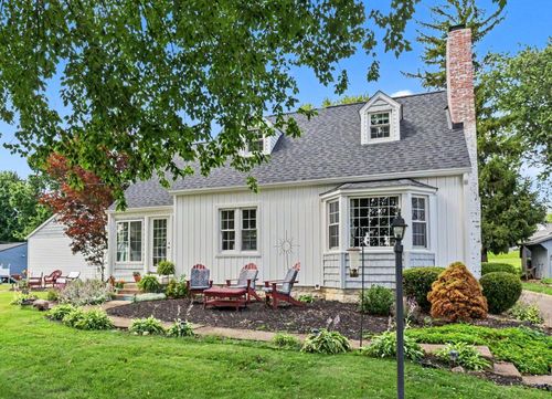 368 Lakeshore Dr W, Hebron, OH, 43025-9756 | Card Image