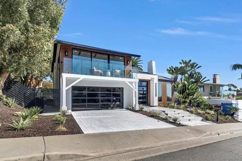 2241 Avenida Salvador, San Clemente, CA, 92672-3240 | Card Image