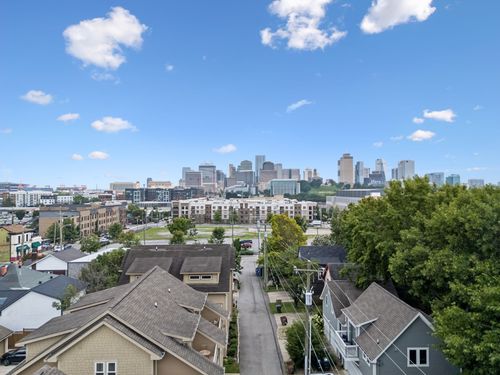 395 Monroe St, Nashville, TN, 37208-2755 | Card Image