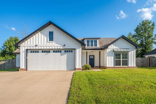 2009 Berkshire Dr, Benton, AR, 72019-7612 | Card Image