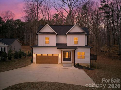 140 Meadowfall Ln, Troutman, NC, 28166-7725 | Card Image
