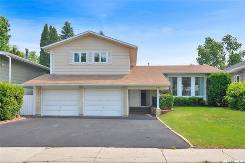 359 Coppermine Cres, Saskatoon, SK, S7K4L5 | Card Image