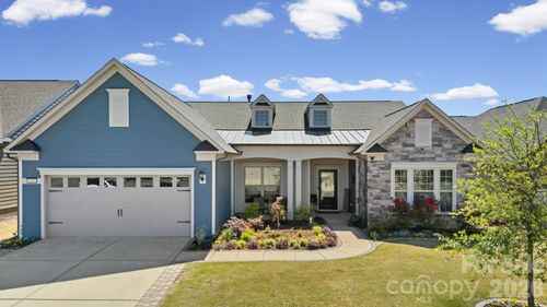 2017 Grove Pl, Fort Mill, SC, 29715-6026 | Card Image
