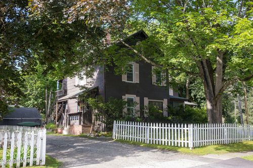 53 Mahaiwe St, Great Barrington, MA, 01230-1923 | Card Image