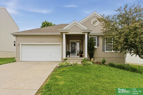 18923 Grover St, Omaha, NE, 68130-6088 | Card Image