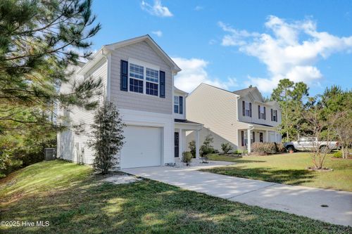 201 Bungalow Rd, Holly Ridge, NC, 28445-8032 | Card Image