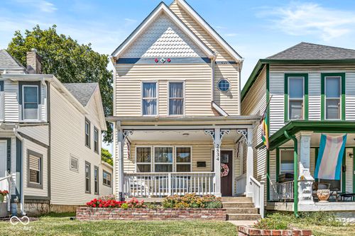 2834 Carrollton Ave, Indianapolis, IN, 46205-4015 | Card Image