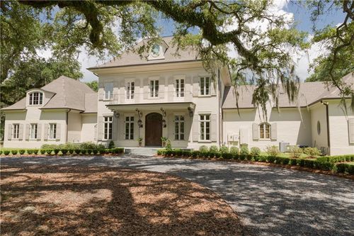 913 Highway 182, Morgan City, LA, 70380-5141 | Card Image