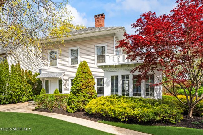 104 Lake Dr, House other with 4 bedrooms, 3 bathrooms and null parking in Allenhurst NJ | Image 4