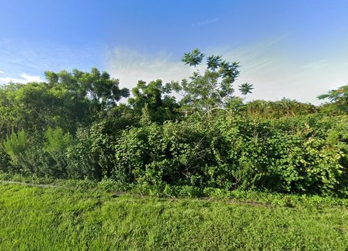 2012 Se Giffen Ave, Port St Lucie, FL, 34952-5824 | Card Image
