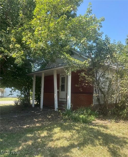 322 W 18th St, Lorain, OH, 44052-3714 | Card Image