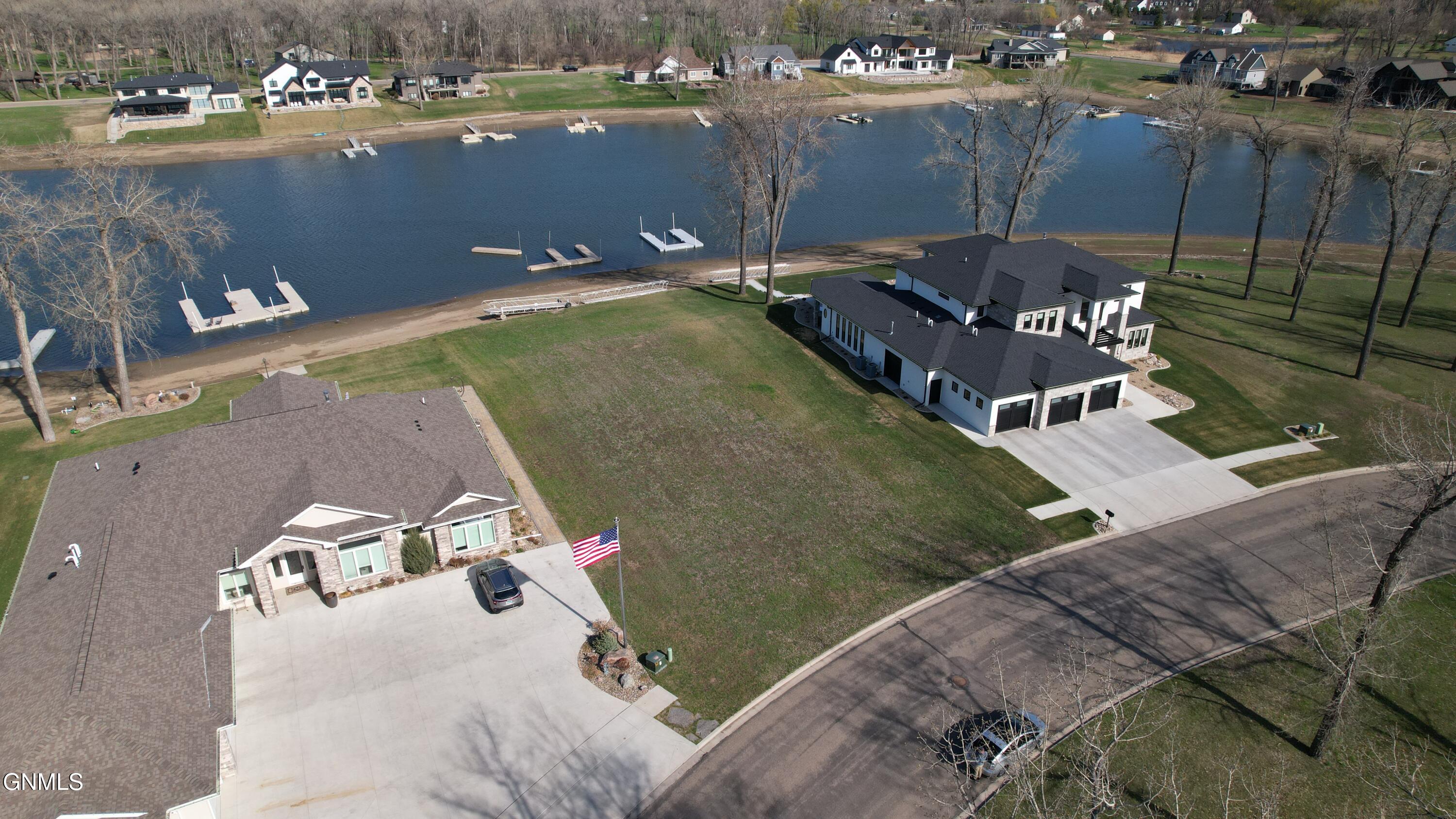 Land in Bismarck 4