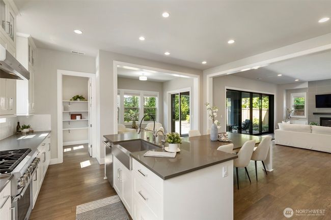 8784 Ne Winslow Grove Ct, House other with 4 bedrooms, 4 bathrooms and 2 parking in Bainbridge Island WA | Image 16
