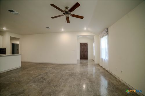 770 Freedom Cir, Nolanville, TX, 76559-2555 | Card Image