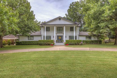 8242 E 114th St S, Bixby, OK, 74008-2434 | Card Image