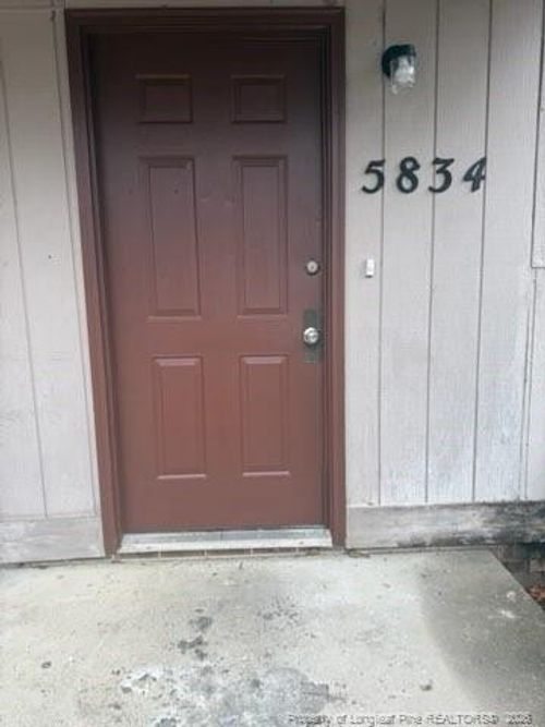 5834 Aftonshire Dr, Fayetteville, NC, 28304-2404 | Card Image