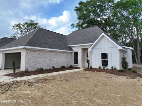 196 Lake Harbor Rd, Brandon, MS, 39047-9050 | Card Image